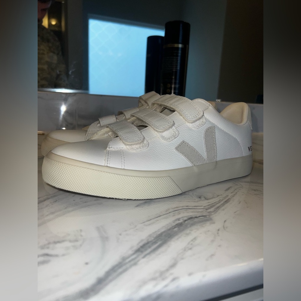 Veja Sneakers